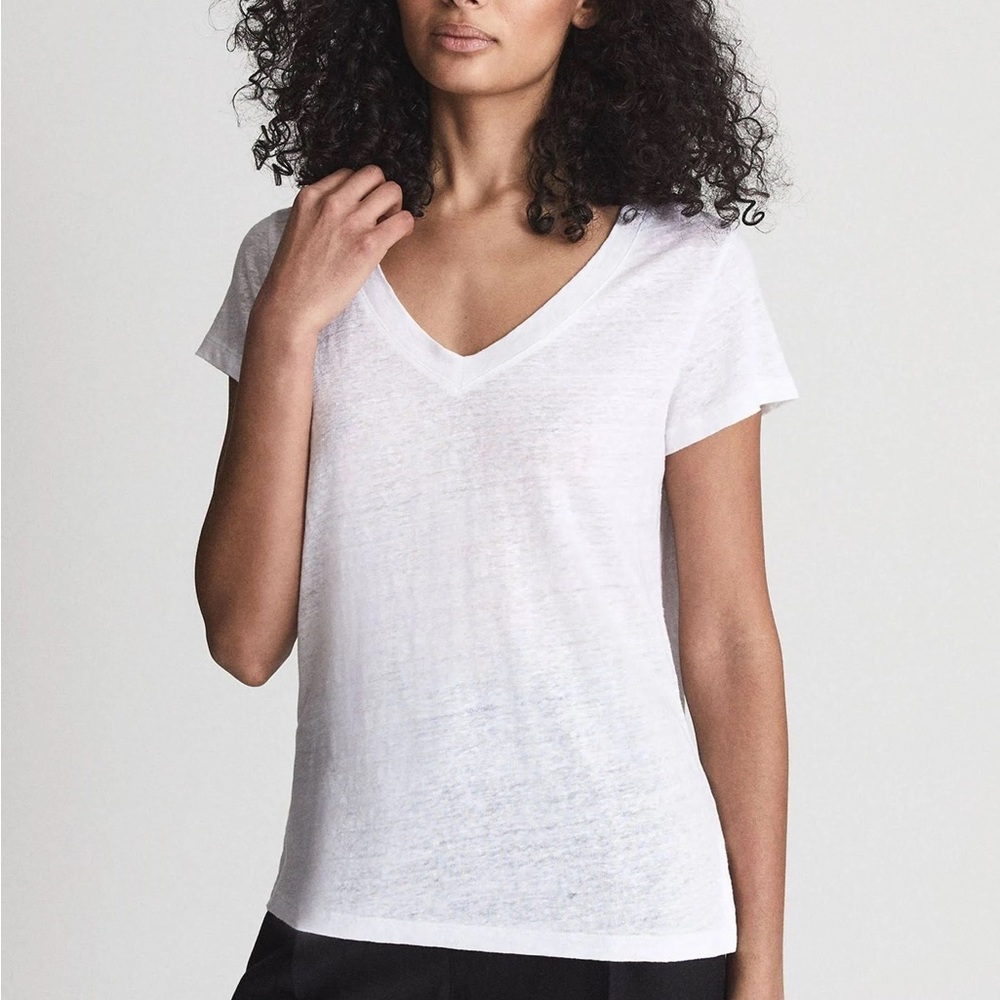 Reiss White V-Neck Short Sleeve Tee